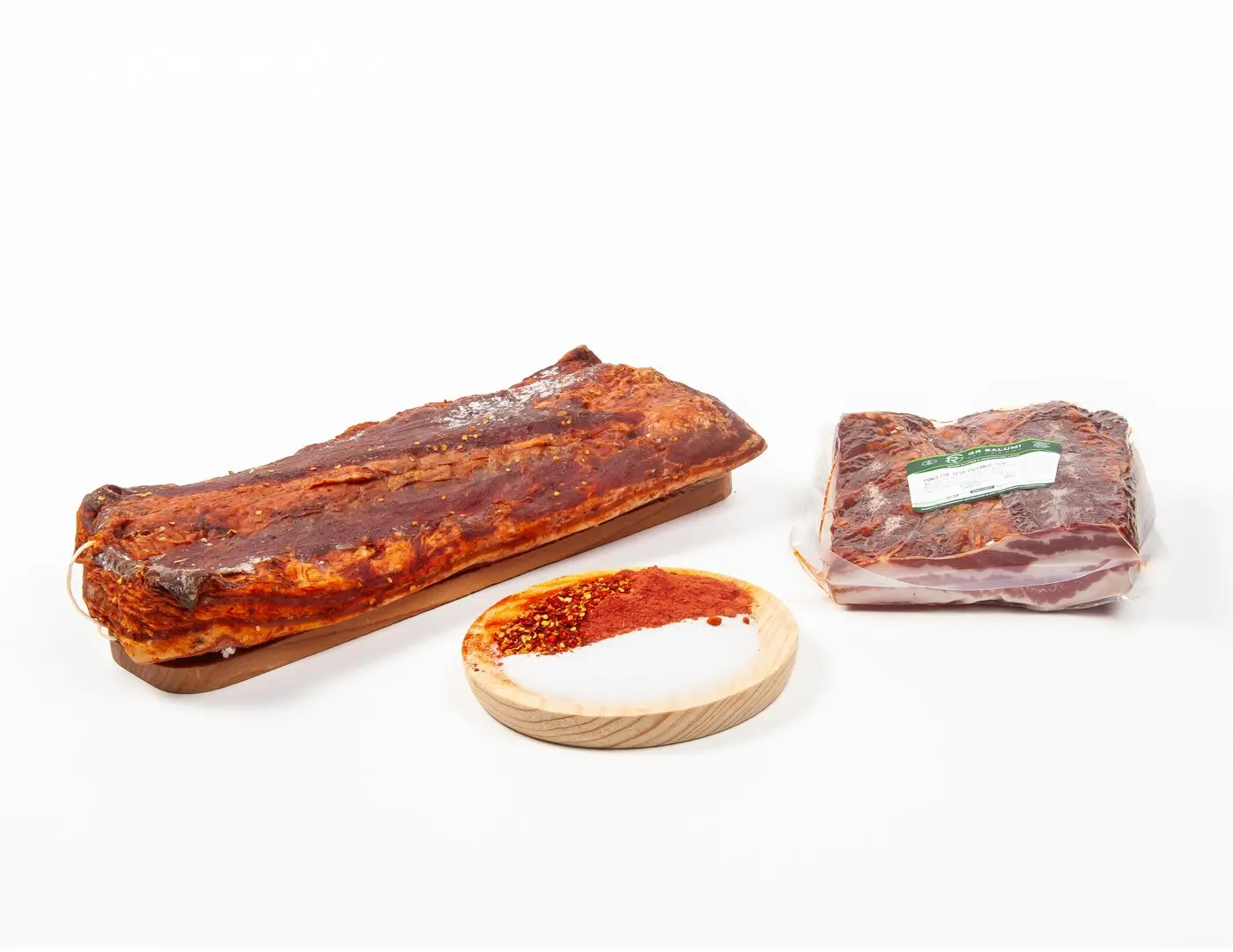 Pancetta tesa piccante stagionata metà s.v.